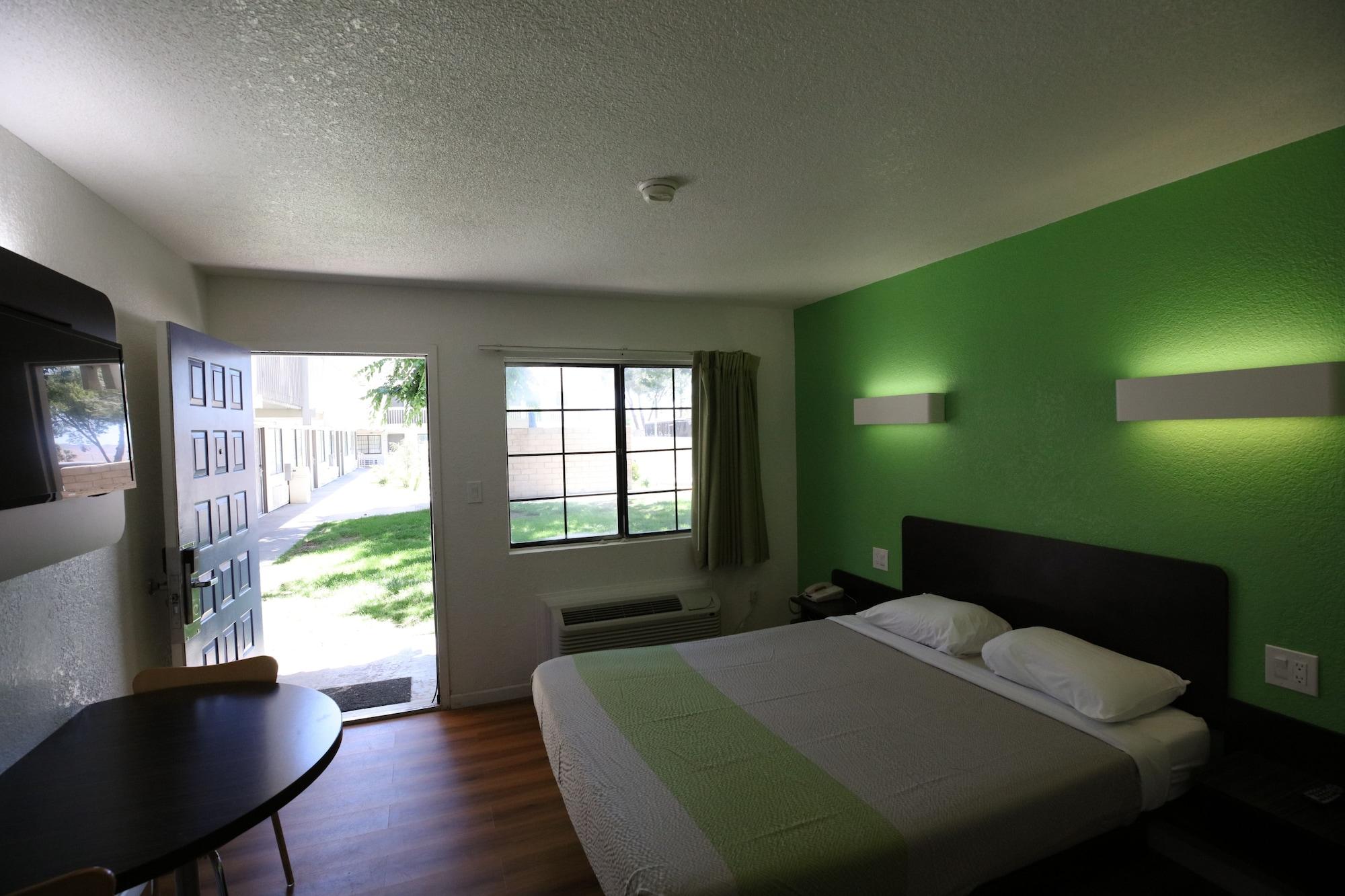 Motel 6-Barstow, Ca Eksteriør billede