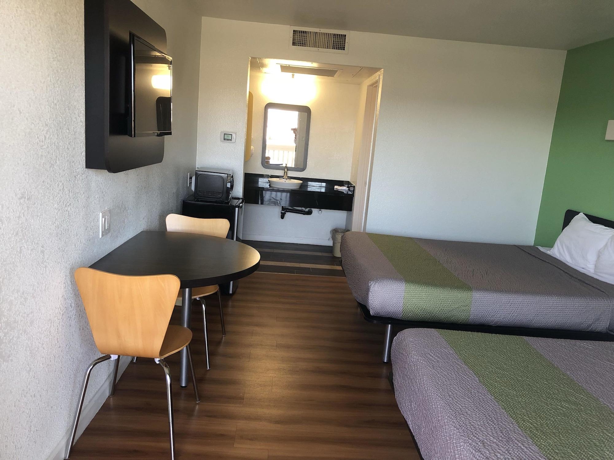 Motel 6-Barstow, Ca Eksteriør billede