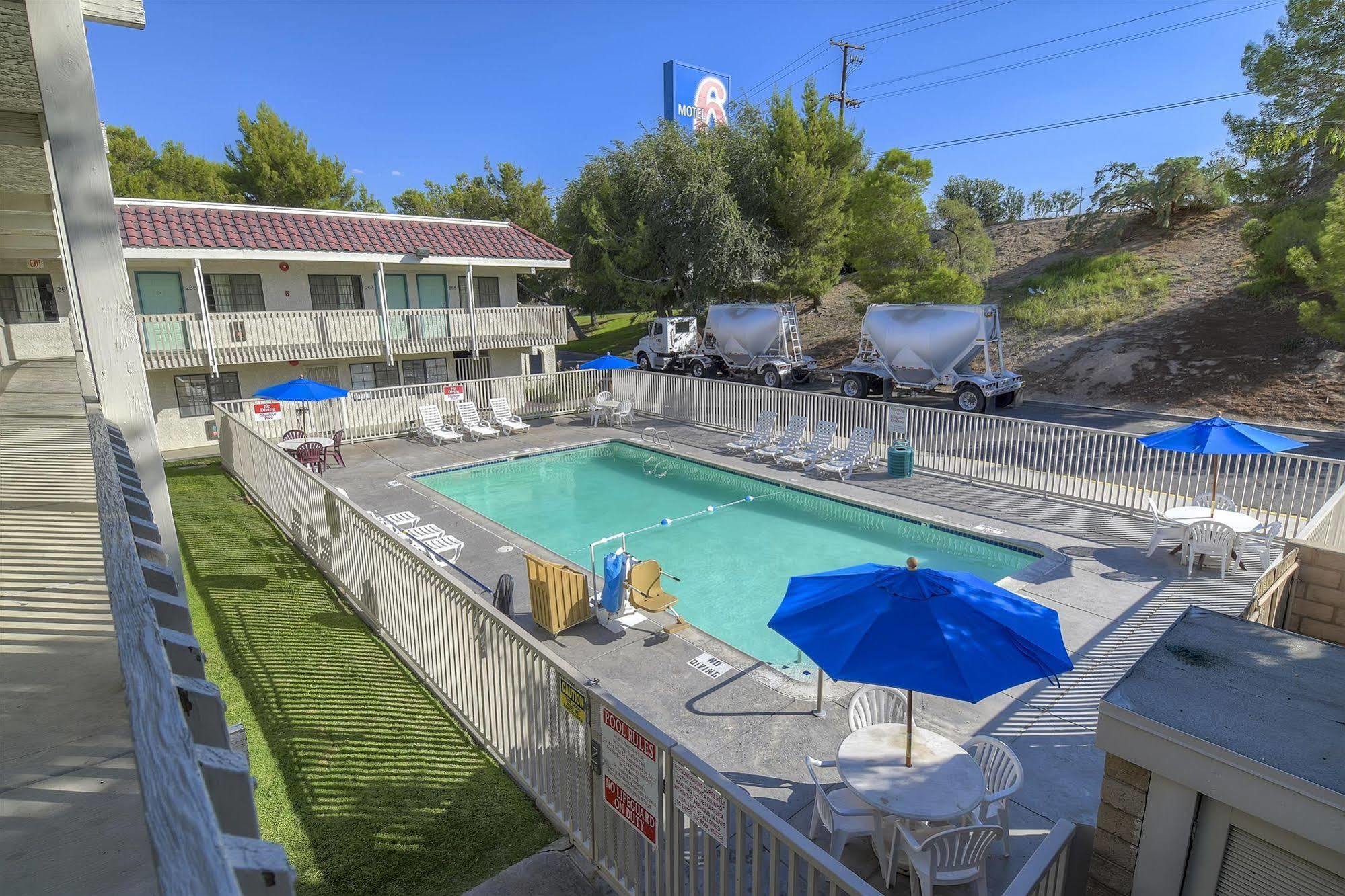Motel 6-Barstow, Ca Eksteriør billede