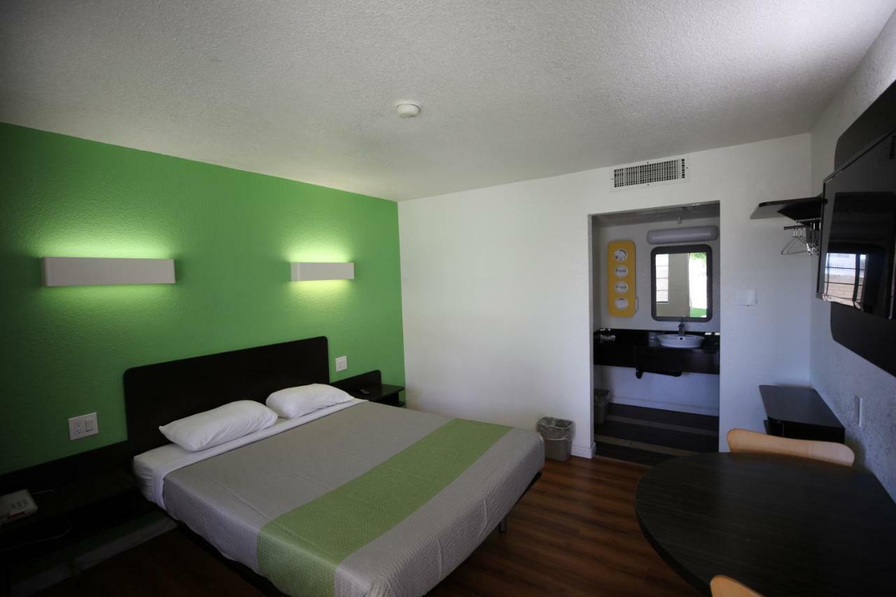 Motel 6-Barstow, Ca Eksteriør billede