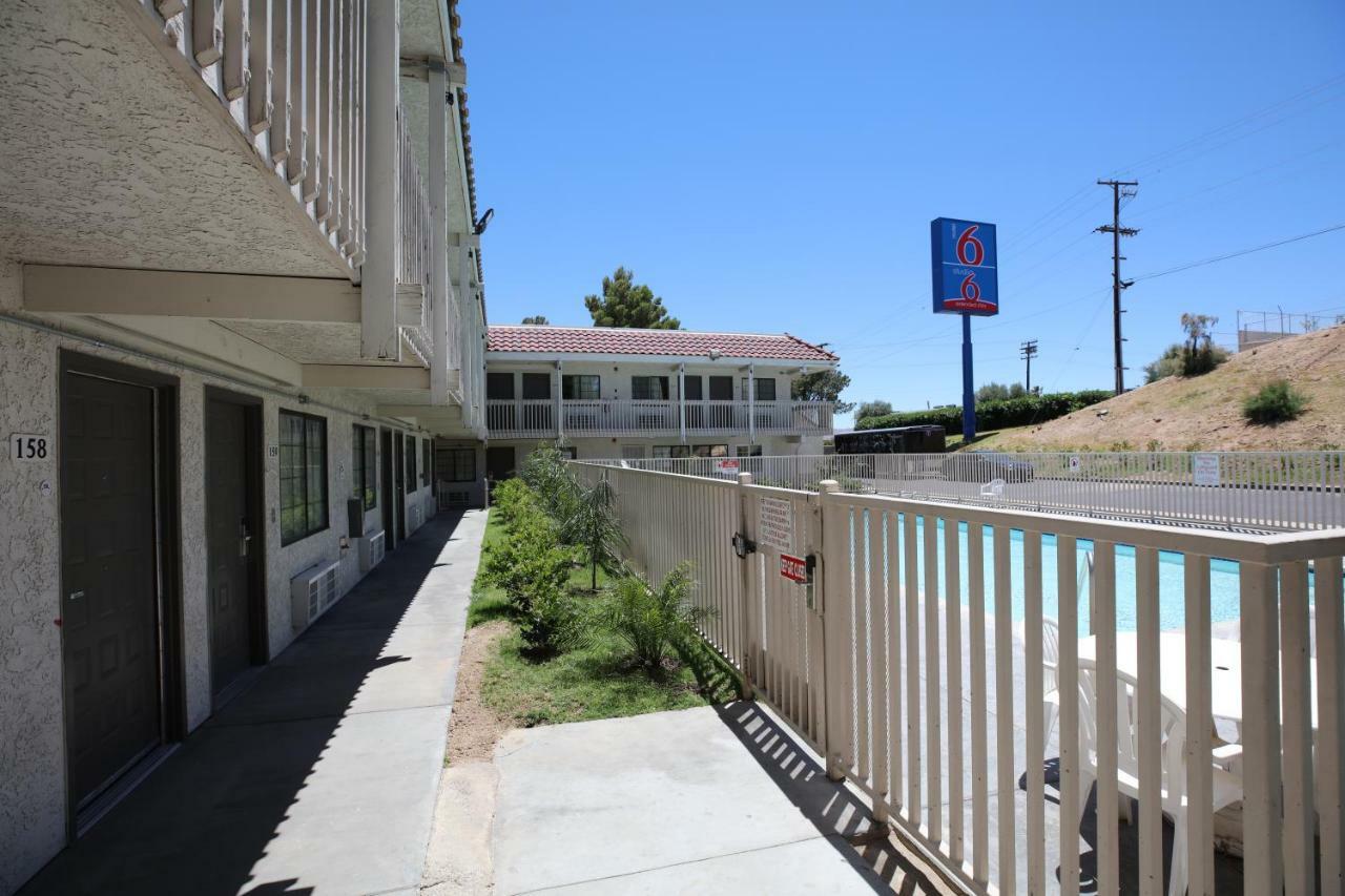 Motel 6-Barstow, Ca Eksteriør billede